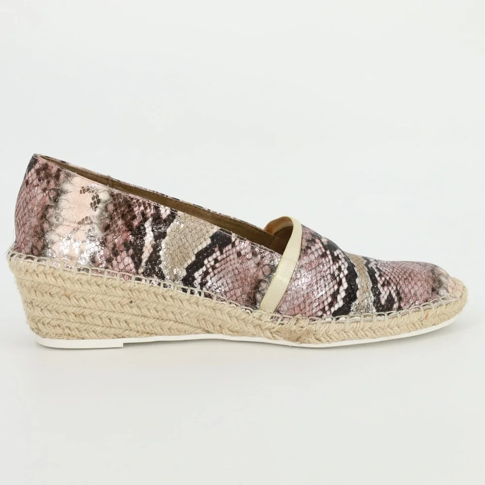 KENNETH COLE REACTION Clo A-Line‎ Wedge